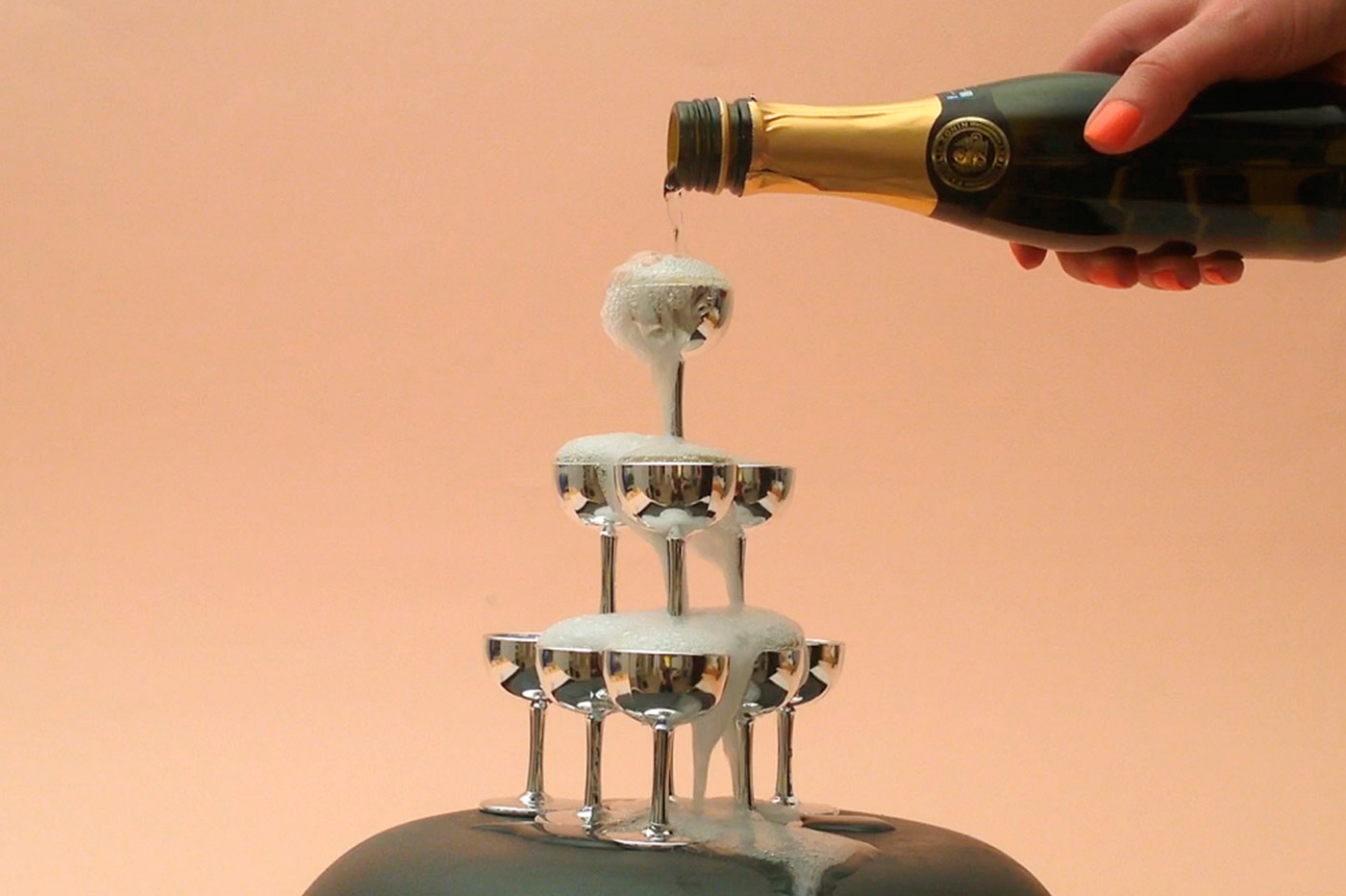 Champagne Pouring
